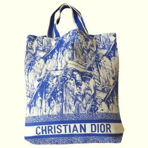 Christian DIOR Cruise 2022 VIP Tote Bag